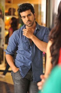 Yevadu stills (1)