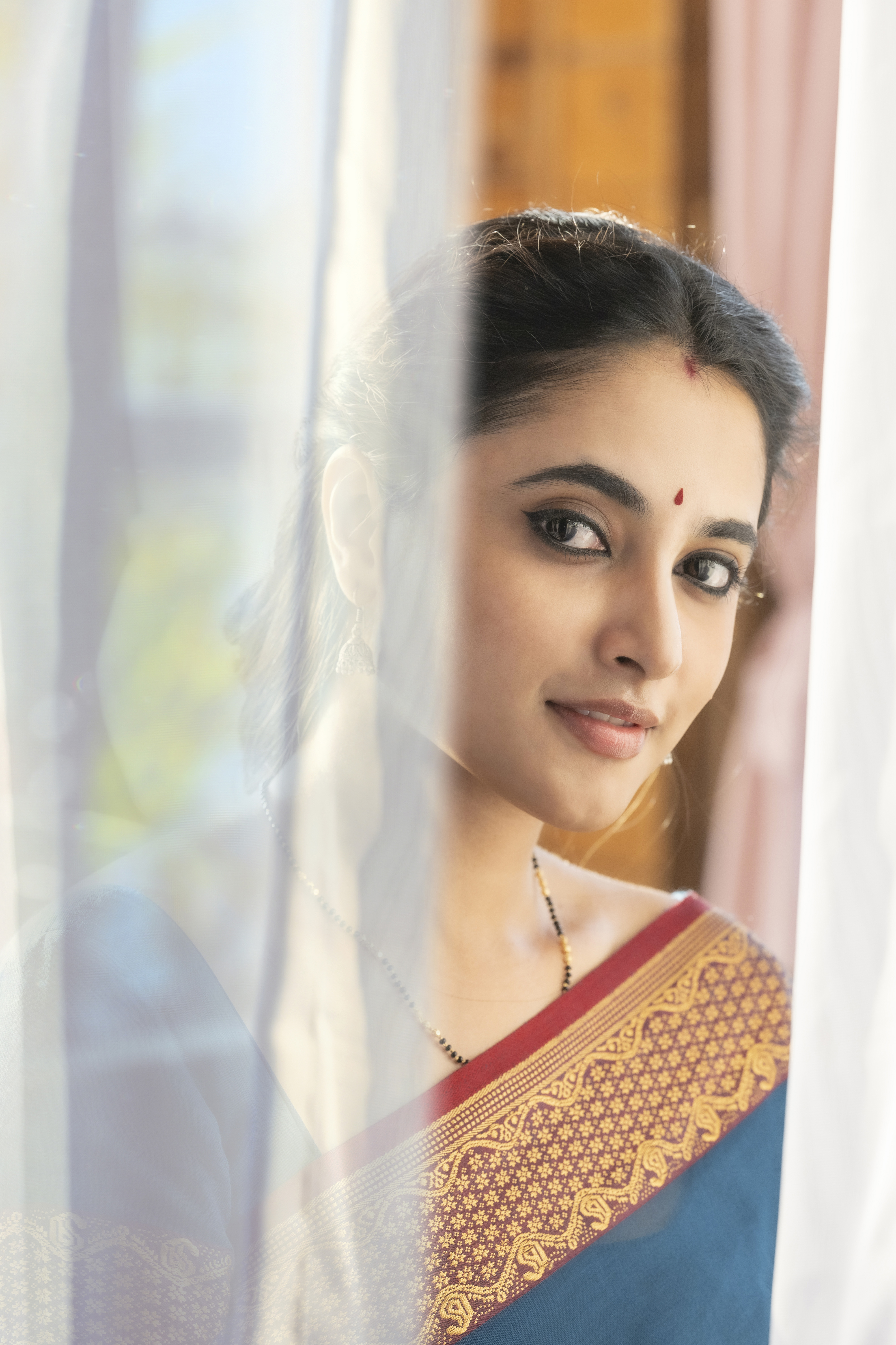 OG - Kanmani_02_X_STILL_LW
